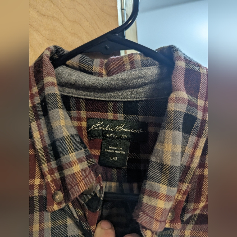 Men's Eddie Bauer Flannel button up shirt